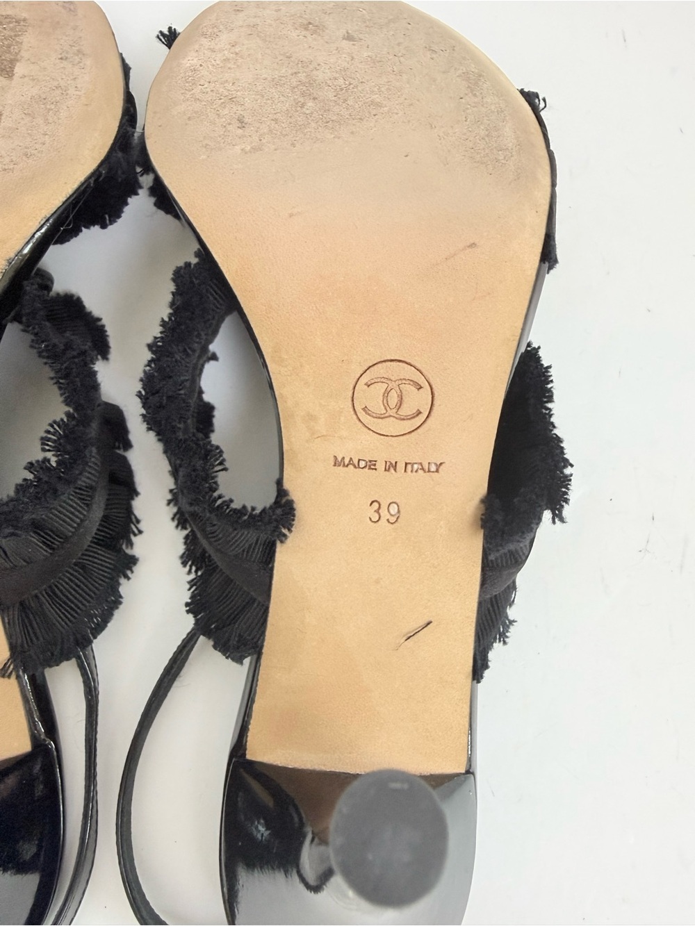 Chanel 12P Black Patent Fringe Bow Slingback Heels CC Logo Sandals EU 39 - Picture 10 of 11